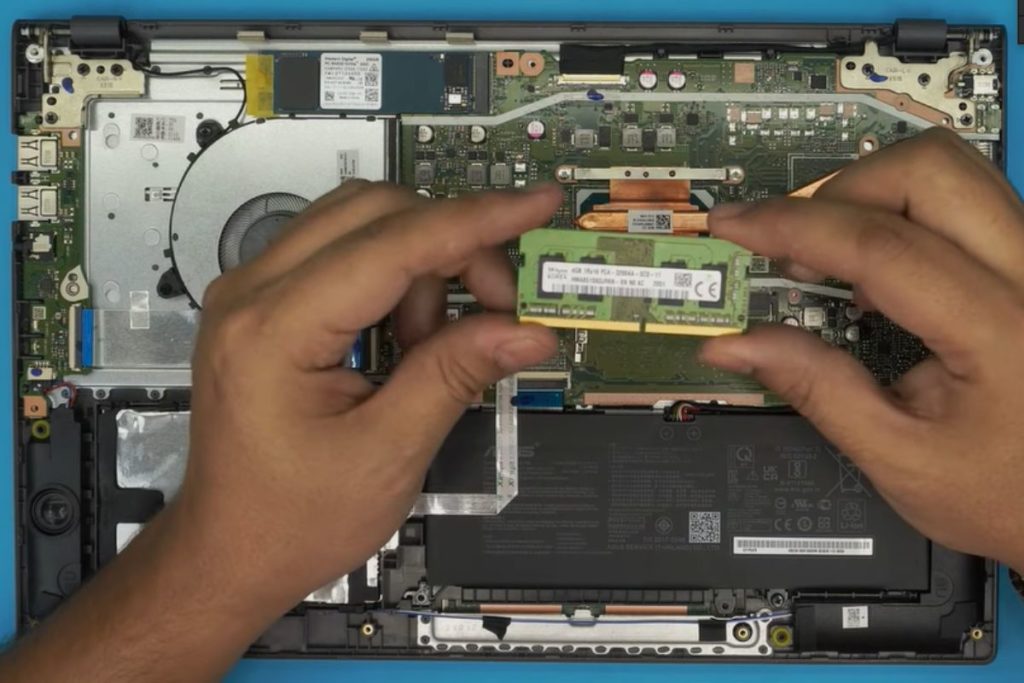 How to Upgrade the RAM on Your Asus VivoBook X515JA